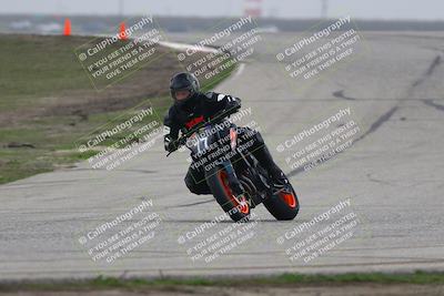 media/Nov-29-2025-TrackDaz (Sat) [[10ae2d9bce]]/A Group/Session 3 (Outside Grapevine)/